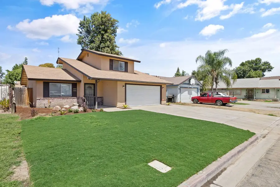 722 W Dove Court, Visalia, CA 93291 - #2