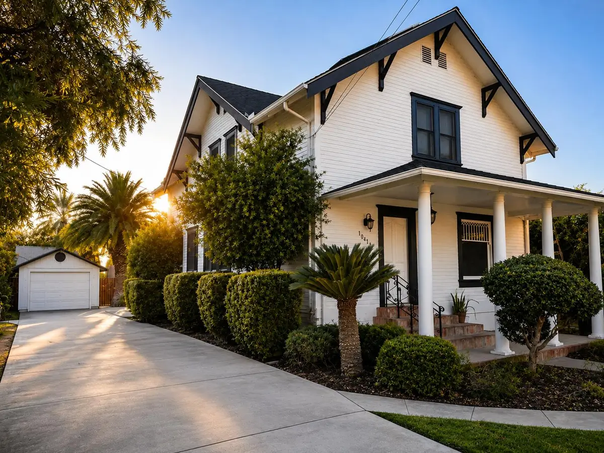 1041 S Kaweah Avenue, Exeter, CA 93221 - #1