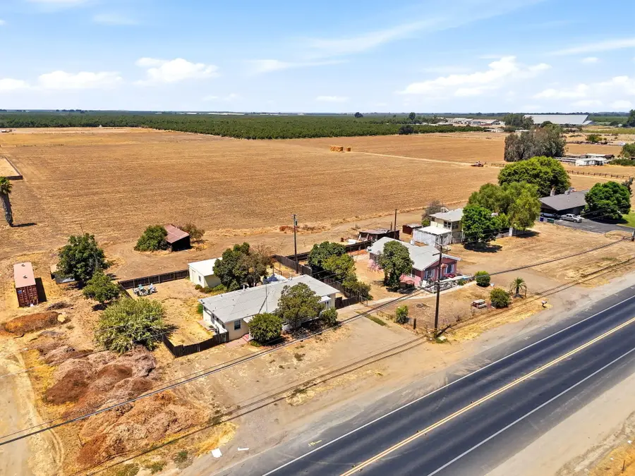 32303 Road 124, Visalia, CA 93291 - #2
