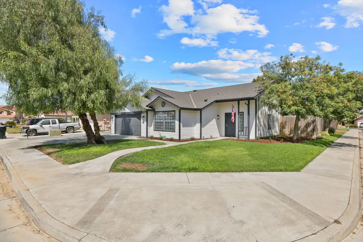 2401 Ashwood Court, Hanford, CA 93230 - #1