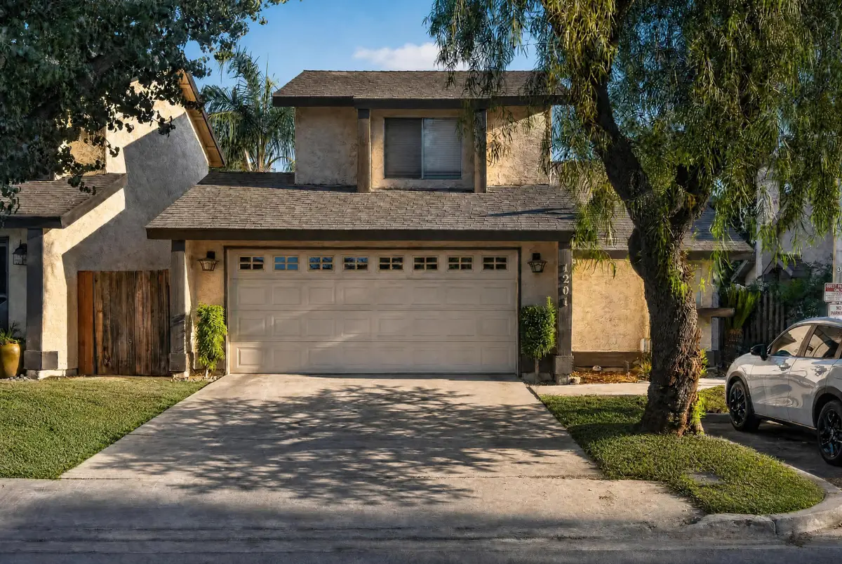 1201 E Ferguson Avenue, Visalia, CA 93292 - #1