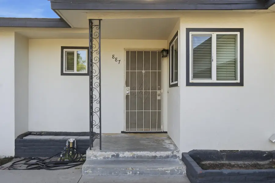 887 N Manor Street, Tulare, CA 93274 - #3