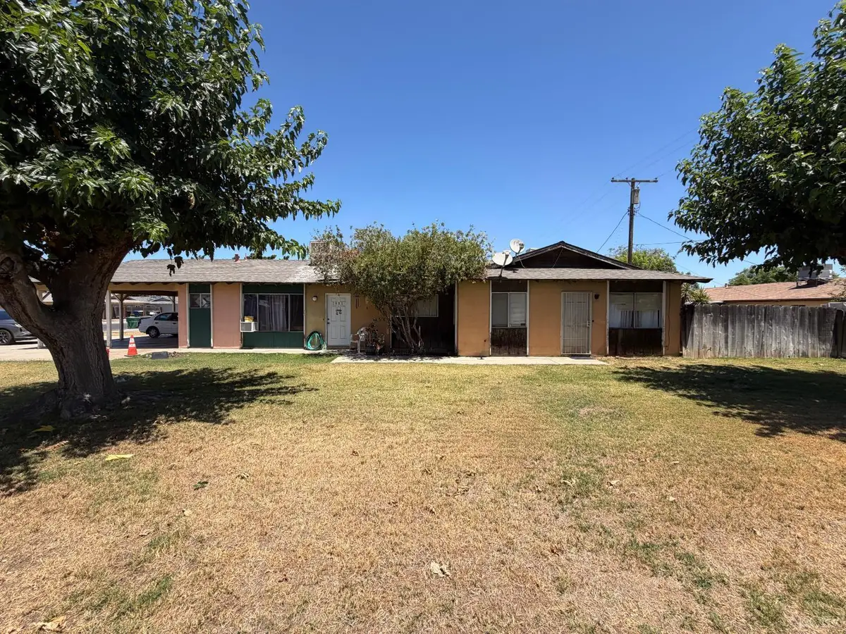 1991 Parker Place, Hanford, CA 93230 - #1