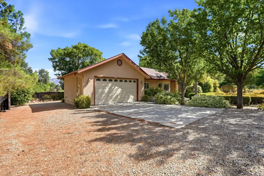 40872 Ferndale Drive, Three Rivers, CA 93271 - #3