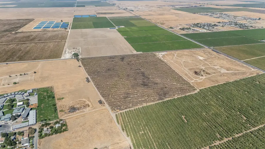 Howard Road, Earlimart, CA 93219 - #3