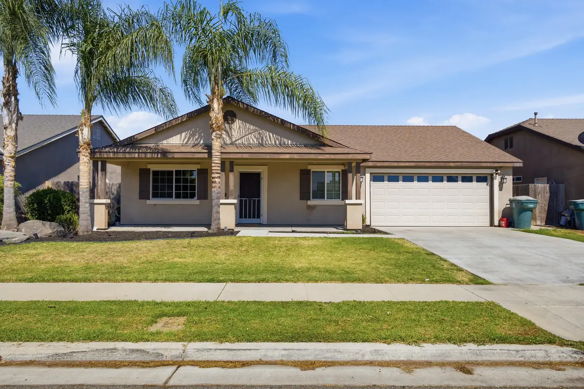 496 N Maricopa Street, Tulare, CA 93274 - #1