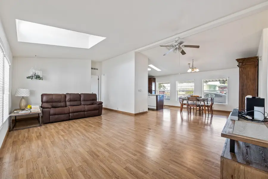 1343 W Morton Avenue, Porterville, CA 93257 - #2