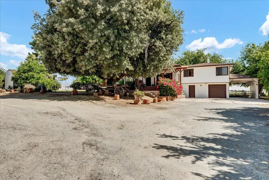 28002 Ave 56, Porterville, CA 93257 - #2