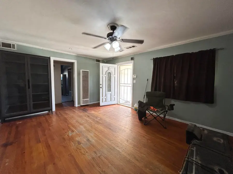 603 S Spruce Street, Tulare, CA 93274 - #3