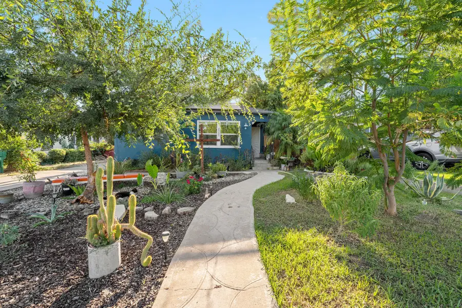 2325 Barnett Street, Bakersfield, CA 93308 - #3