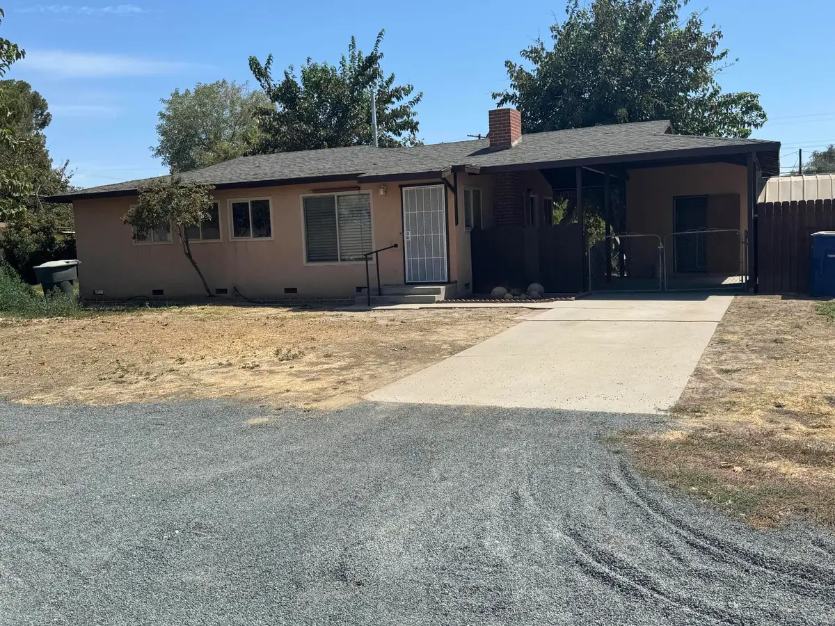 1609 Pleasant Way, Hanford, CA 93230 - #1
