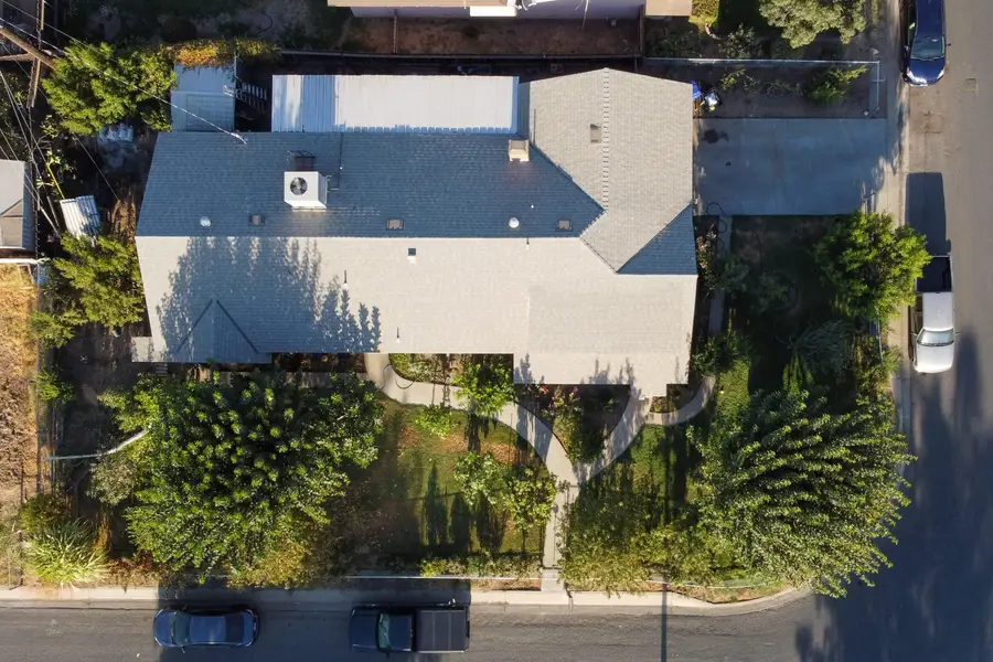 460 N Walch Street, Porterville, CA 93257 - #3
