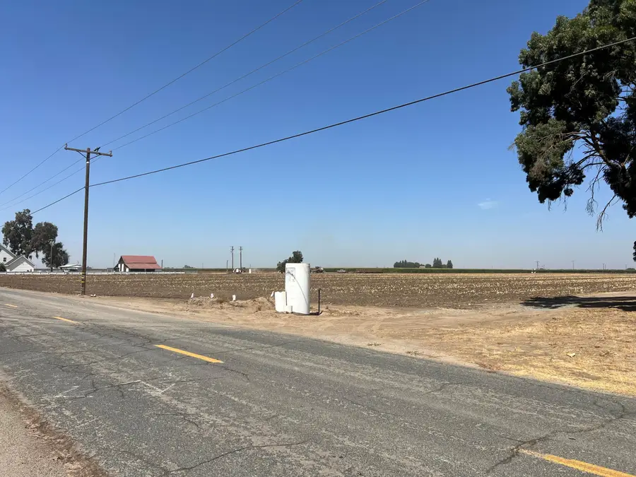 Ave 200, Strathmore, CA 93267 - #2