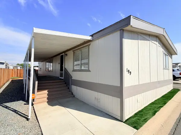 720 W E Worth Avenue, Porterville, CA 93257