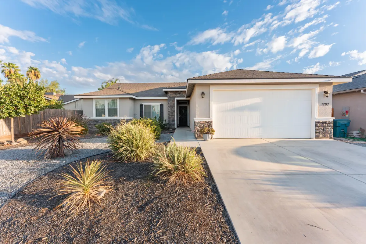 1797 W Date Avenue, Porterville, CA 93257 - #1