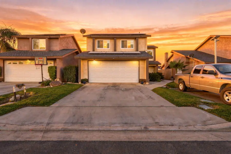 1143 E Ferguson Avenue, Visalia, CA 93292 - #2