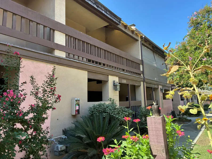 1144 N Gem Street, Tulare, CA 93274 - #2