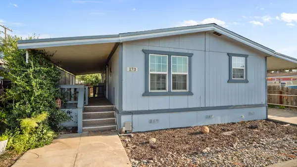 2300 W Morton Avenue #173, Porterville, CA 93257