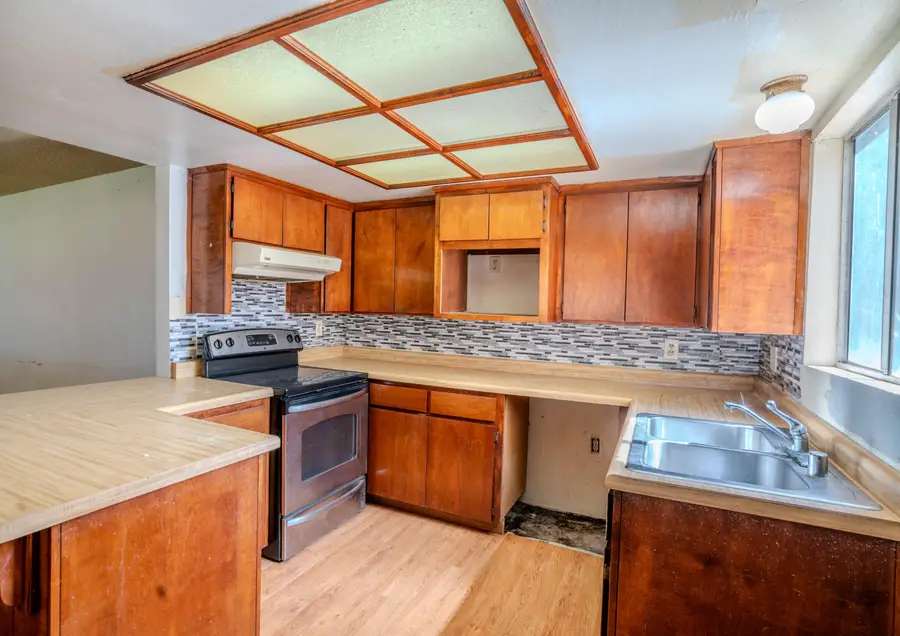 278 N Berry Road, Tipton, CA 93272 - #3