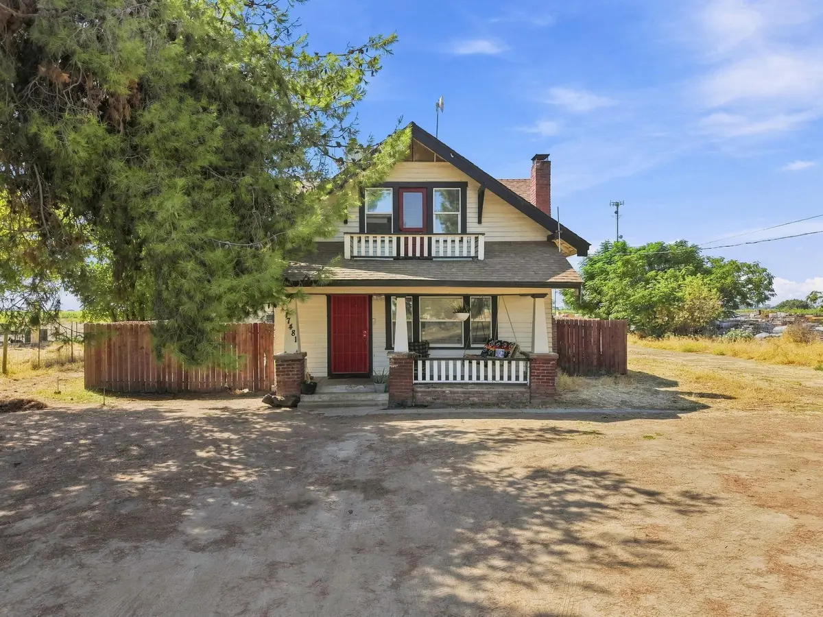 17481 Idaho Avenue, Lemoore, CA 93245 - #1