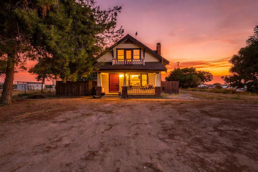 17481 Idaho Avenue, Lemoore, CA 93245 - #3