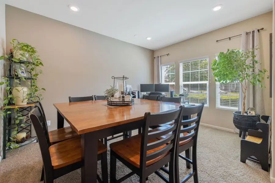 2526 Seaside Circle, Tulare, CA 93274 - #3