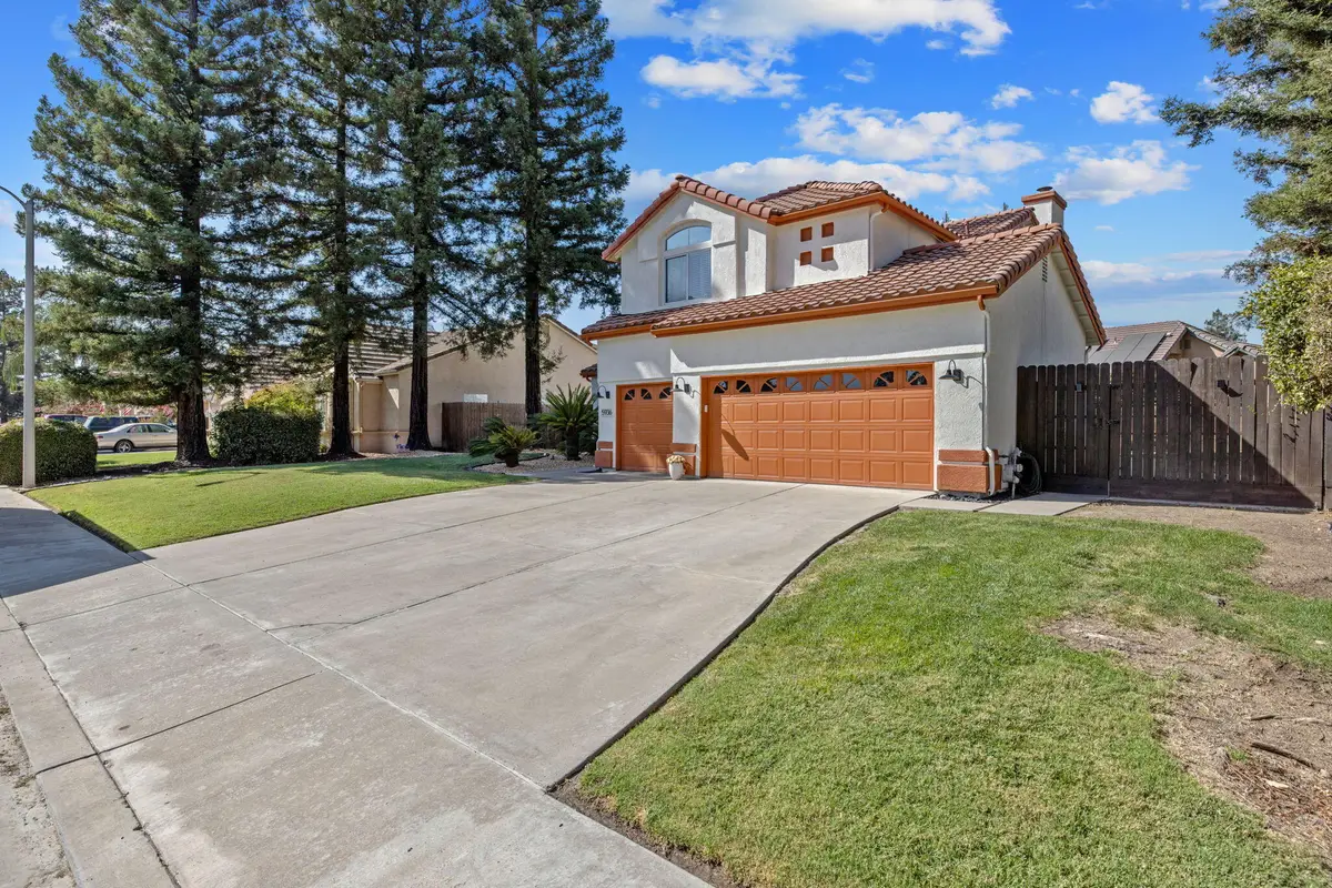 5936 W Evergreen Avenue, Visalia, CA 93277 - #1
