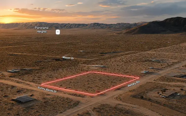 Sunny Sands Drive, Joshua Tree, CA 92252
