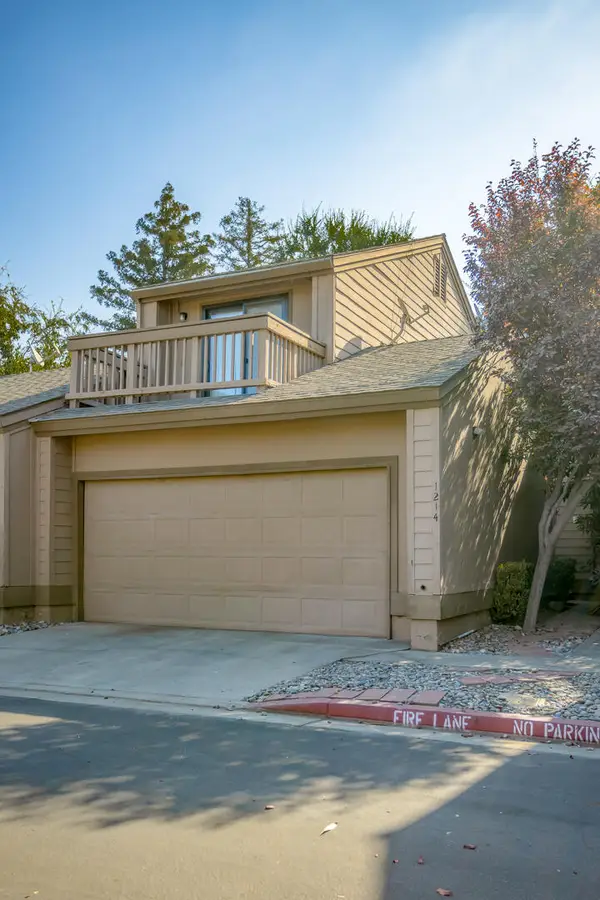 1214 S Kent Street, Visalia, CA 93277