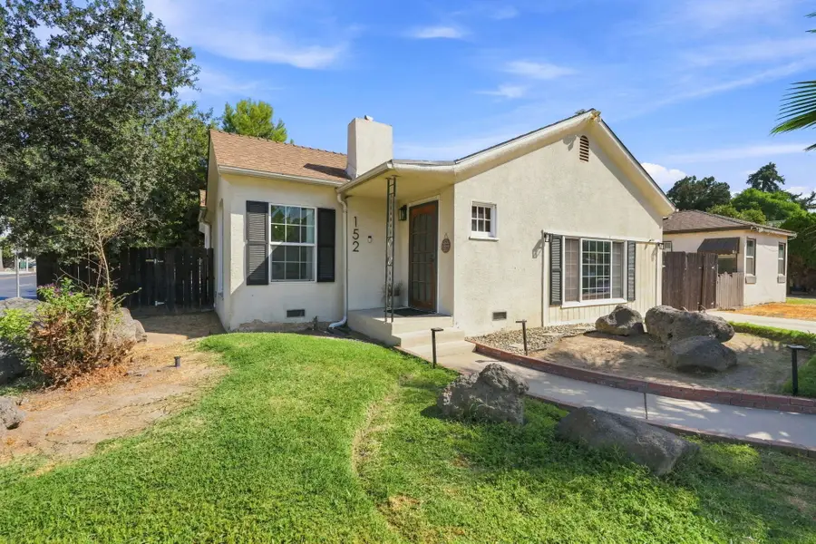 152 S Blackstone Street, Tulare, CA 93274 - #2