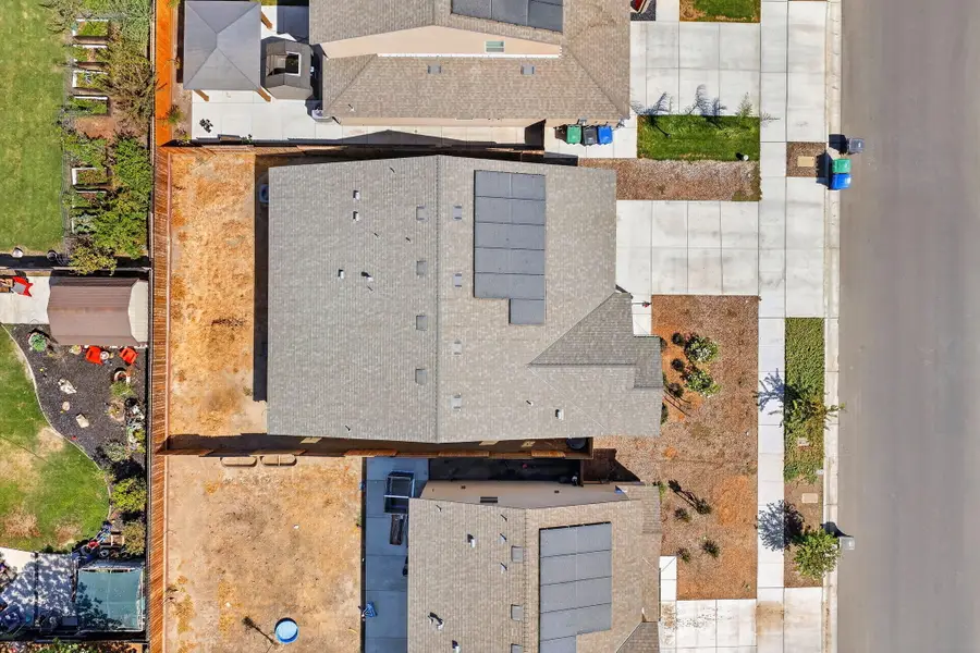 1768 W Graham Street, Hanford, CA 93230 - #3