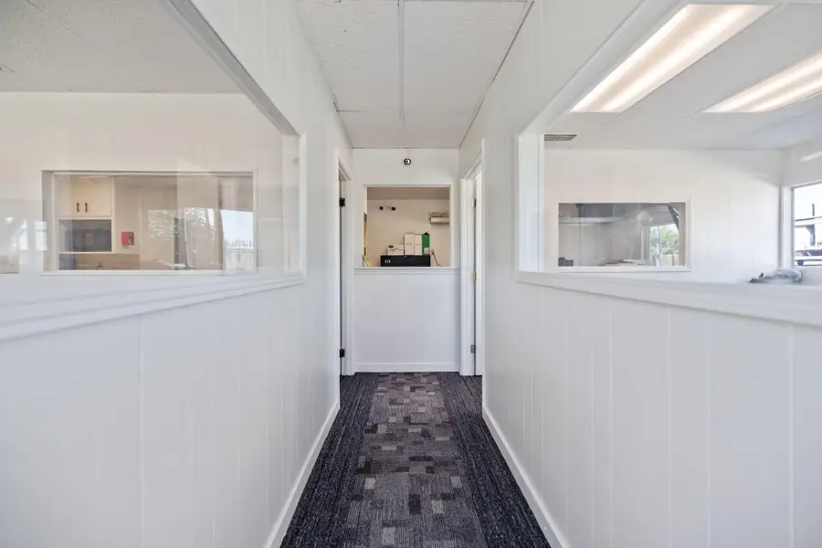 55 E Vandalia Avenue, Porterville, CA 93257 - #2