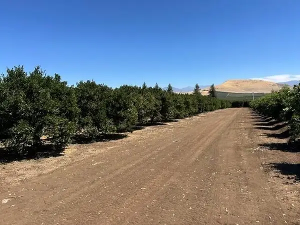 Plano Road, Porterville, CA 93257