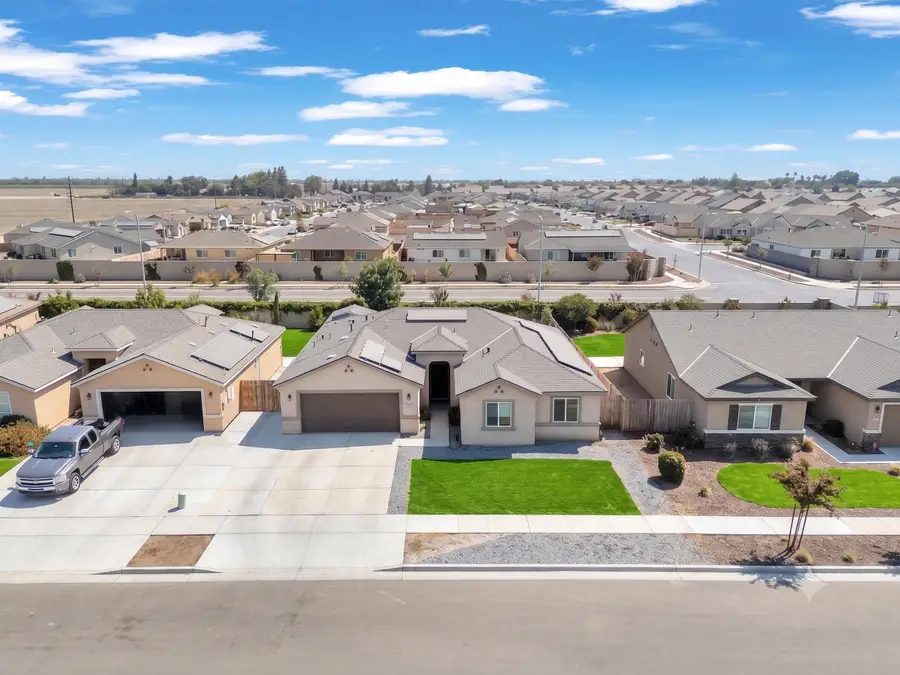 2439 Madeline Drive, Hanford, CA 93230 - #2