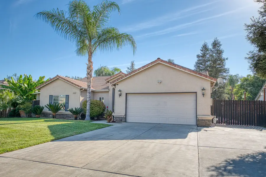3744 Olive Lane, Selma, CA 93662 - #3