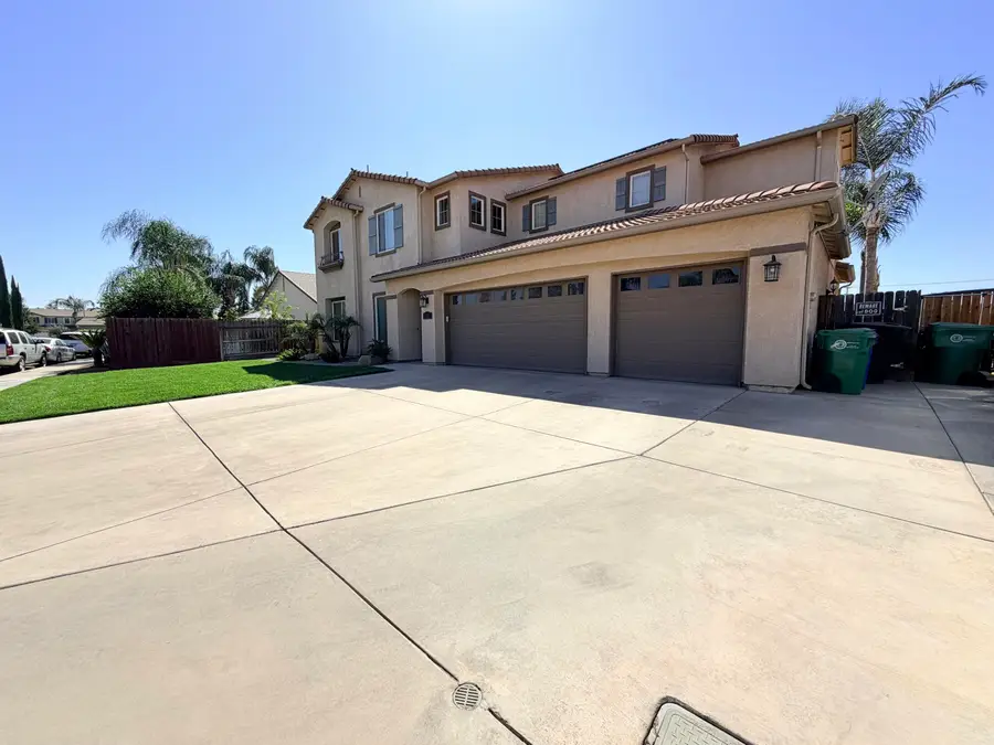 1083 N Wellington, Porterville, CA 93257 - #2