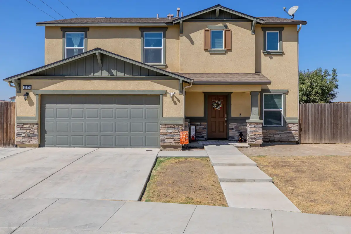 2943 N Clay Court, Visalia, CA 93291 - #1