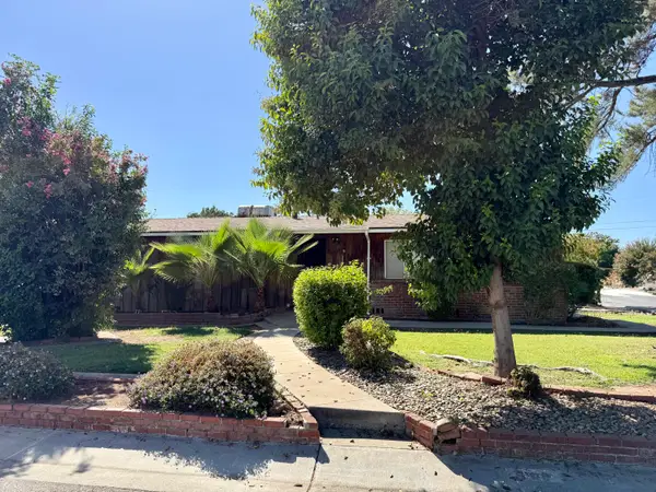 699 N Pepper Street, Woodlake, CA 93286