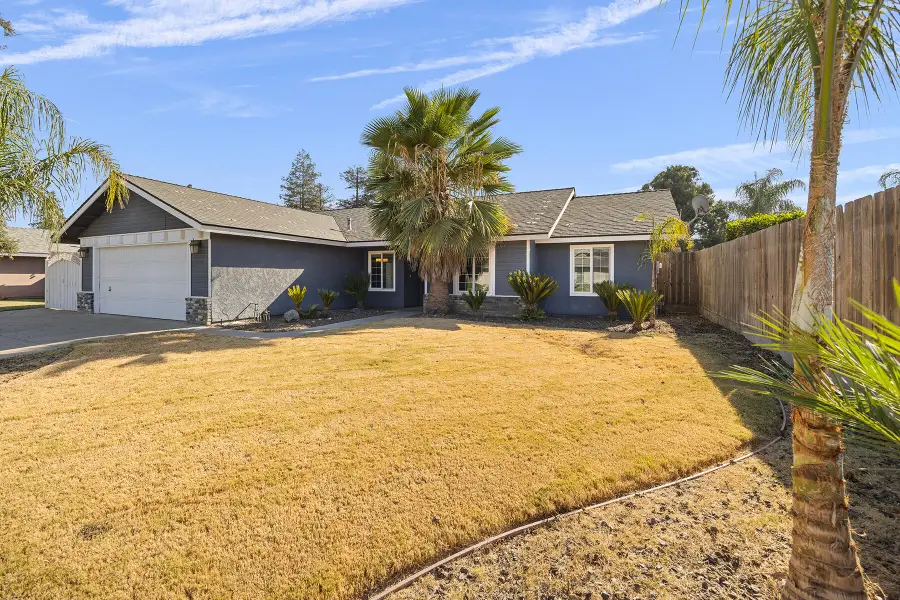 468 Tuohy Street, Tulare, CA 93274 - #3