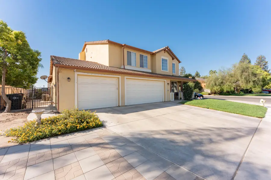 2059 W Cheryll Court, Porterville, CA 93257 - #3
