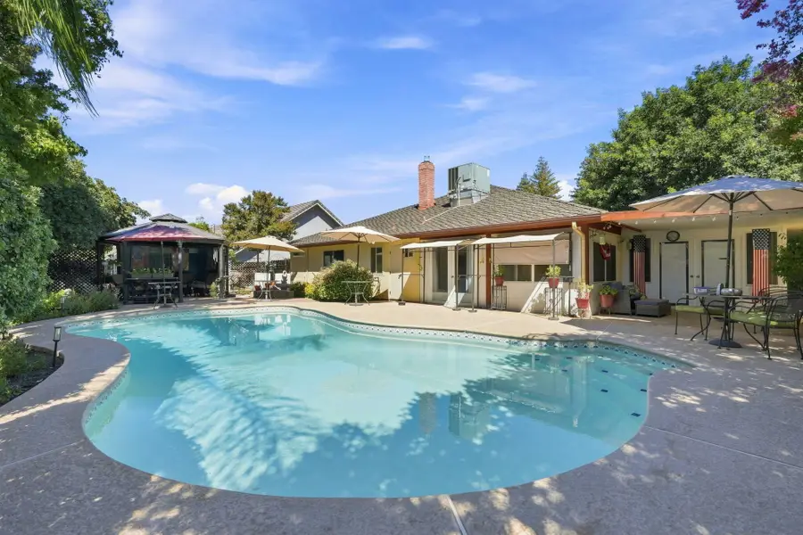 1431 W Cheryll Court, Porterville, CA 93257 - #2