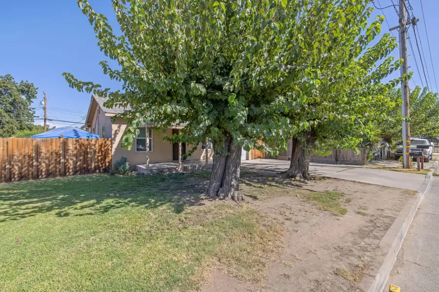 124 S West Street, Tulare, CA 93274 - #2