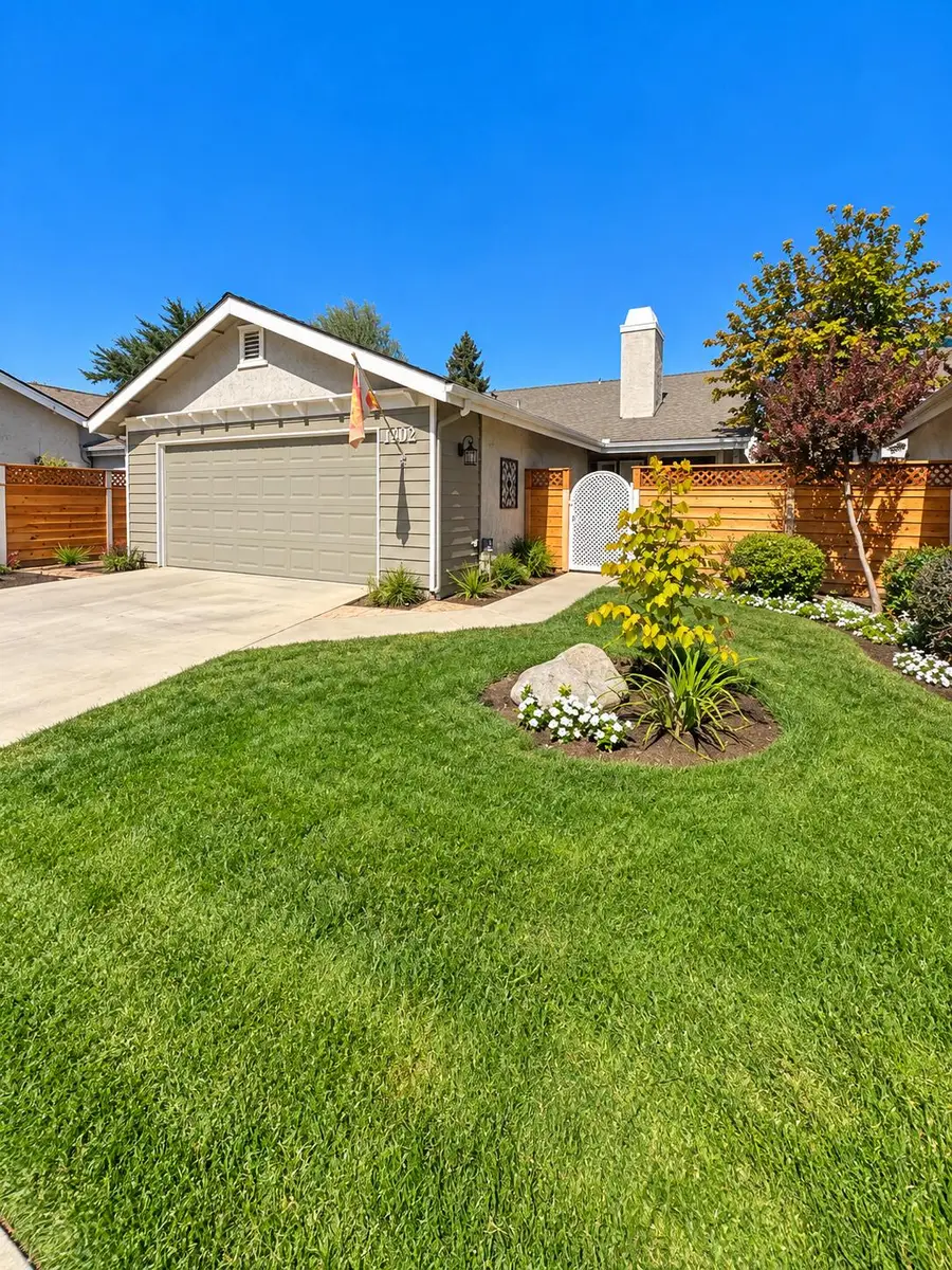 1402 E Vassar Drive, Visalia, CA 93292 - #2