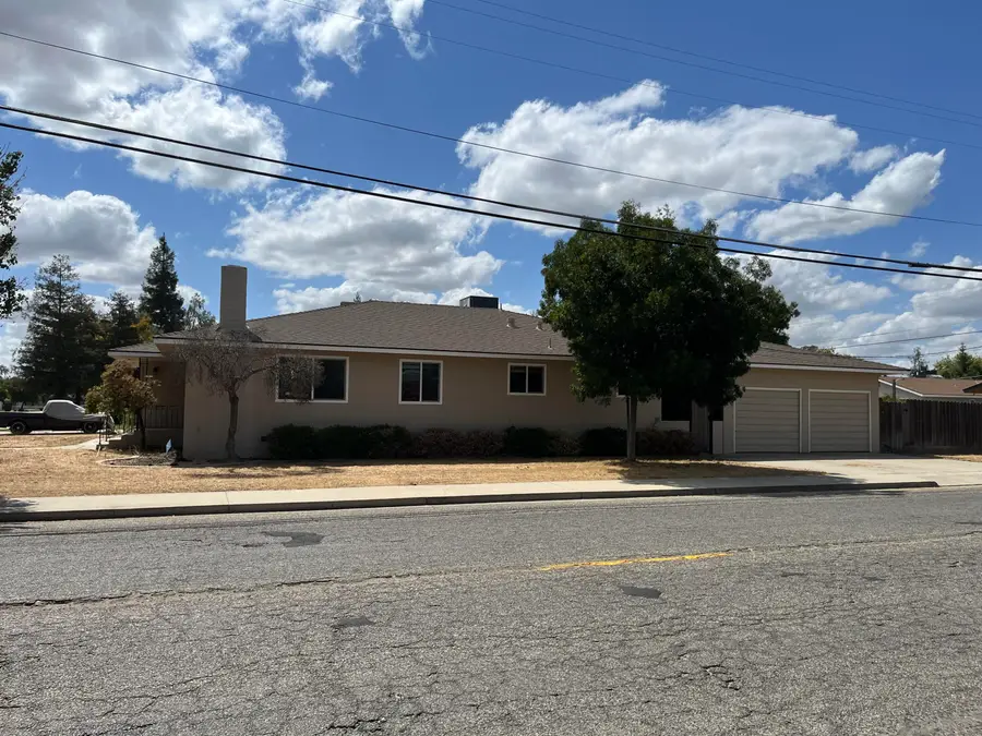 1517 S Klein Avenue, Reedley, CA 93654 - #3