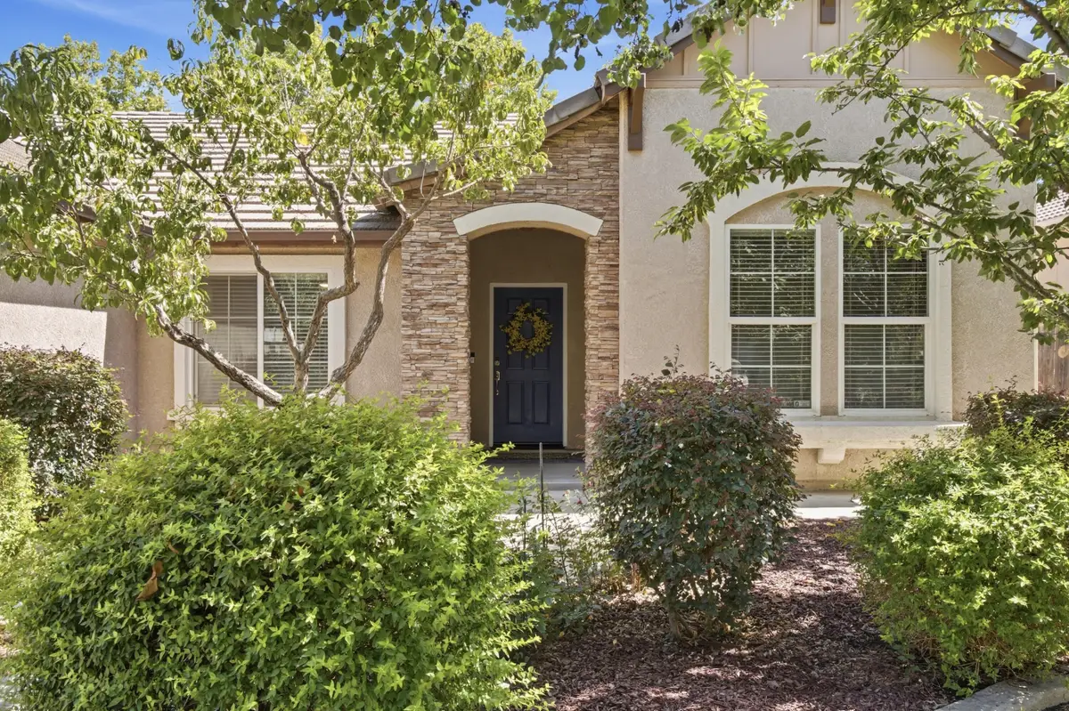 3628 N Vickie Court, Visalia, CA 93291 - #1