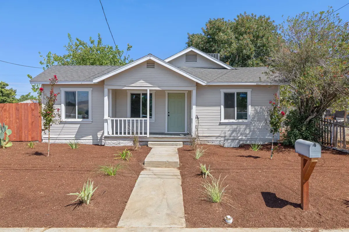 501 E Stanislaus Street, Avenal, CA 93204 - #1