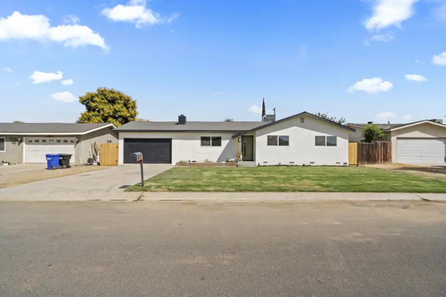 1964 N Maston Street, Porterville, CA 93257 - #3