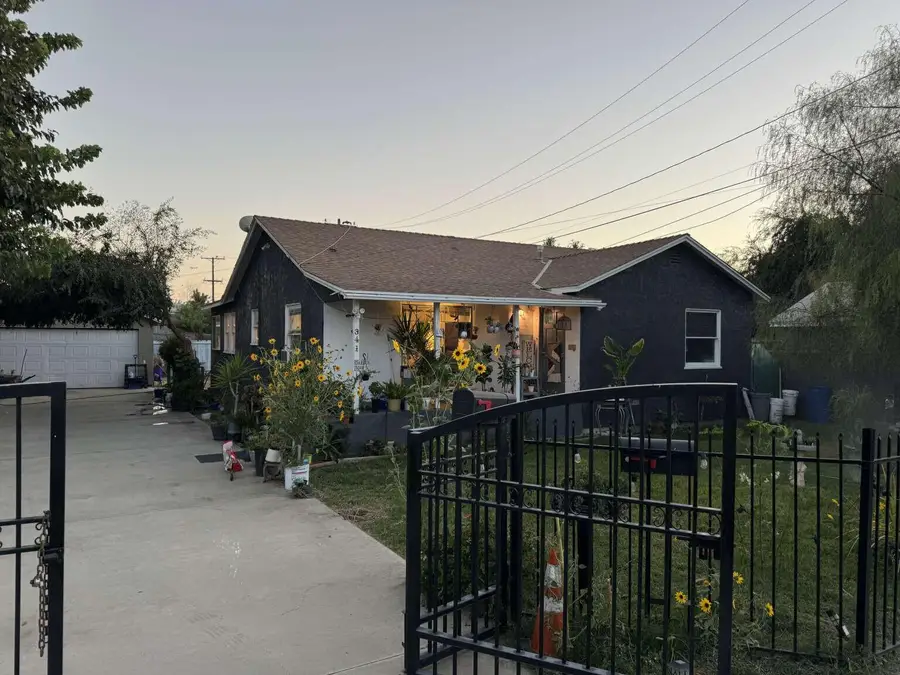 341 W Oak Avenue, Porterville, CA 93257 - #3