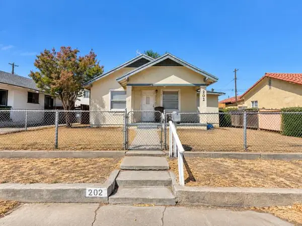 202 Moneta Avenue, Bakersfield, CA 93308