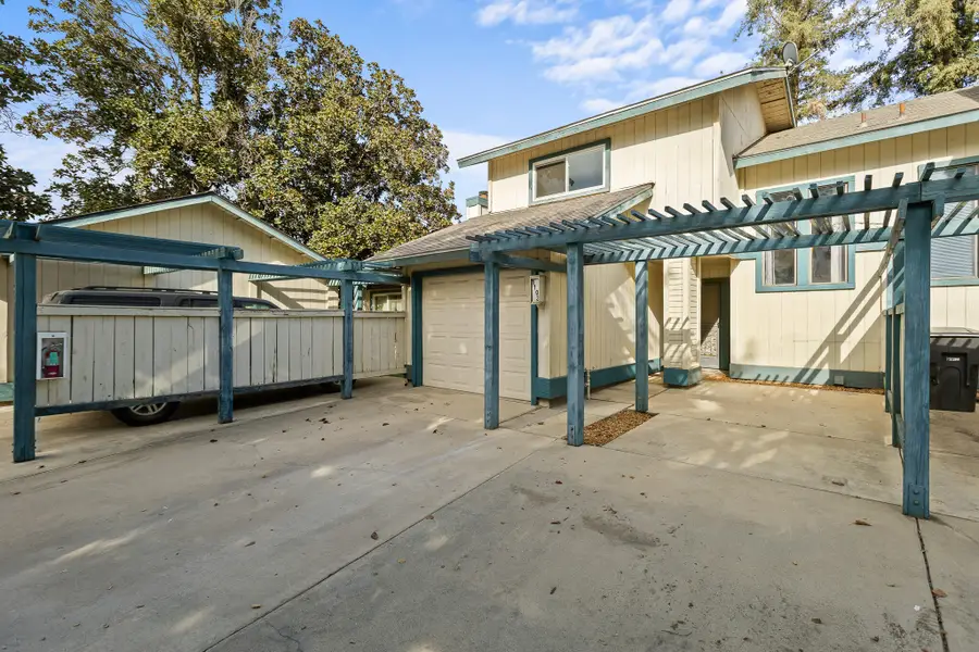 1103 S Pinkham Street, Visalia, CA 93292 - #2